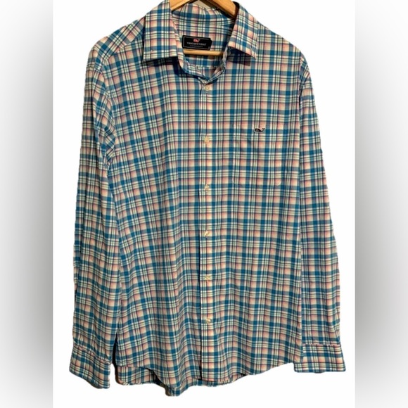 Vineyard Vines Other - Vineyard Vines Men’s Performance style-long sleeved Button Down Shirt‎ Sz L